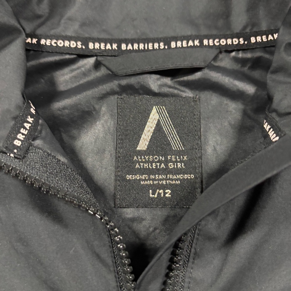 Athleta Girl Allison Felix Black Windbreaker Jacket Youth L 12 - Picture 3 of 12
